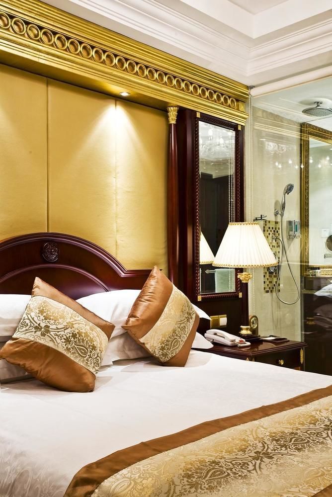 New Paris Hotel Harbin Exterior photo